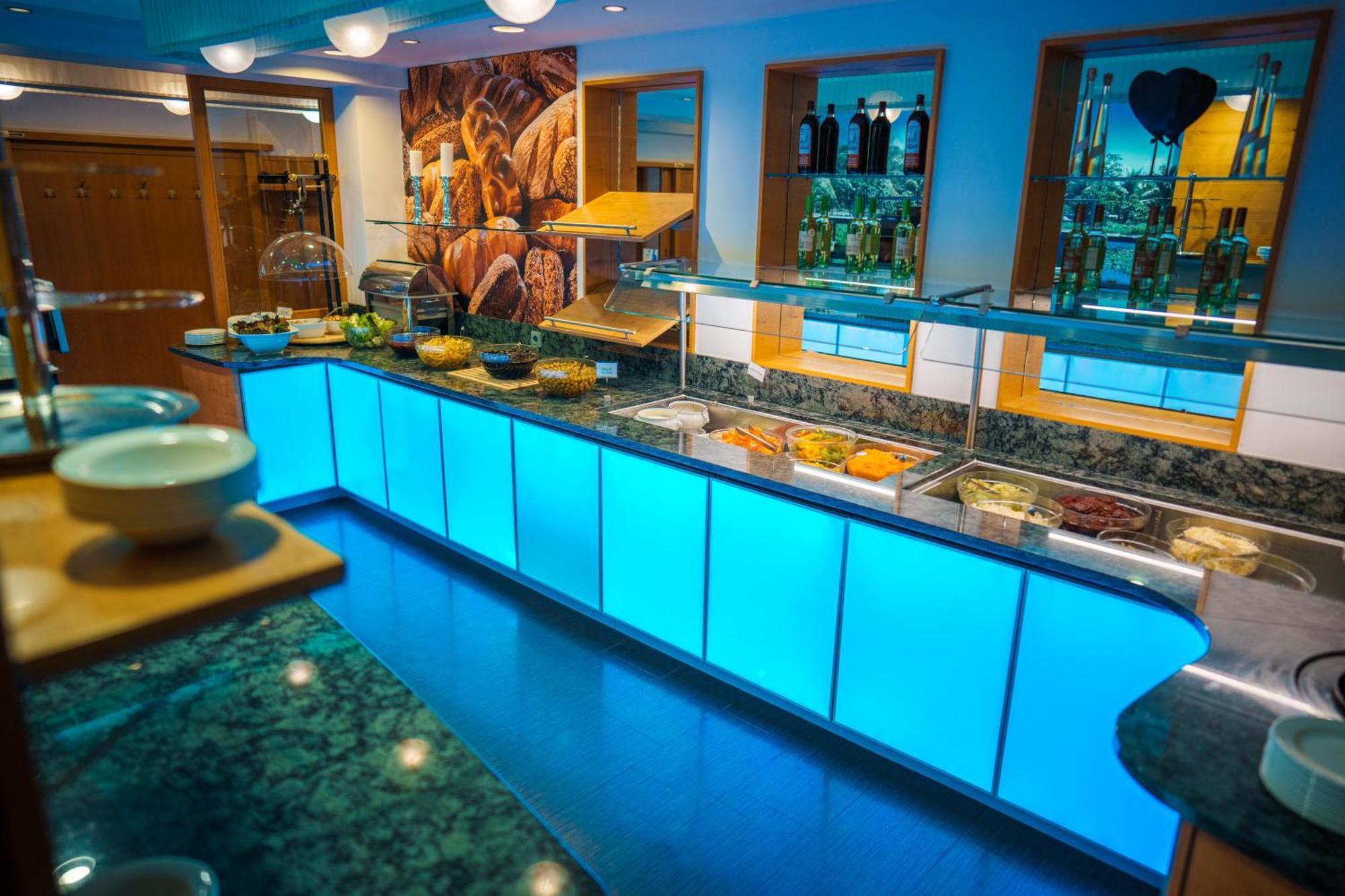 Hotel Koenig Ludwig Design Hotel Neu Zimmer Mit Sauna Oder Whirlpool Oder Mehr Altotting