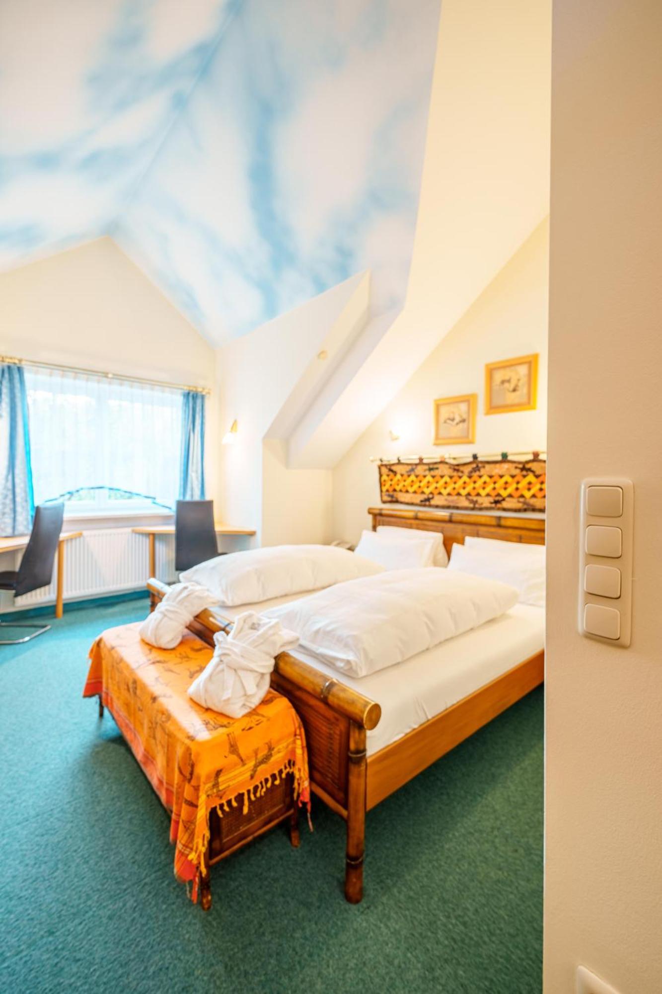 Koenig Ludwig Design Hotel Neu Zimmer Mit Sauna Oder Whirlpool Oder Mehr Hotel Altotting